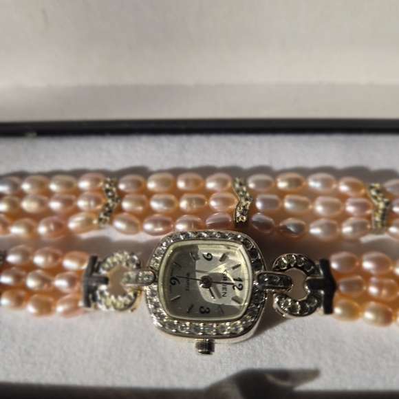 NIB GRUEN Vintage Natural Pink Pearl & Cubic Zirconia Watch & Matching Bracel… - Picture 5 of 12